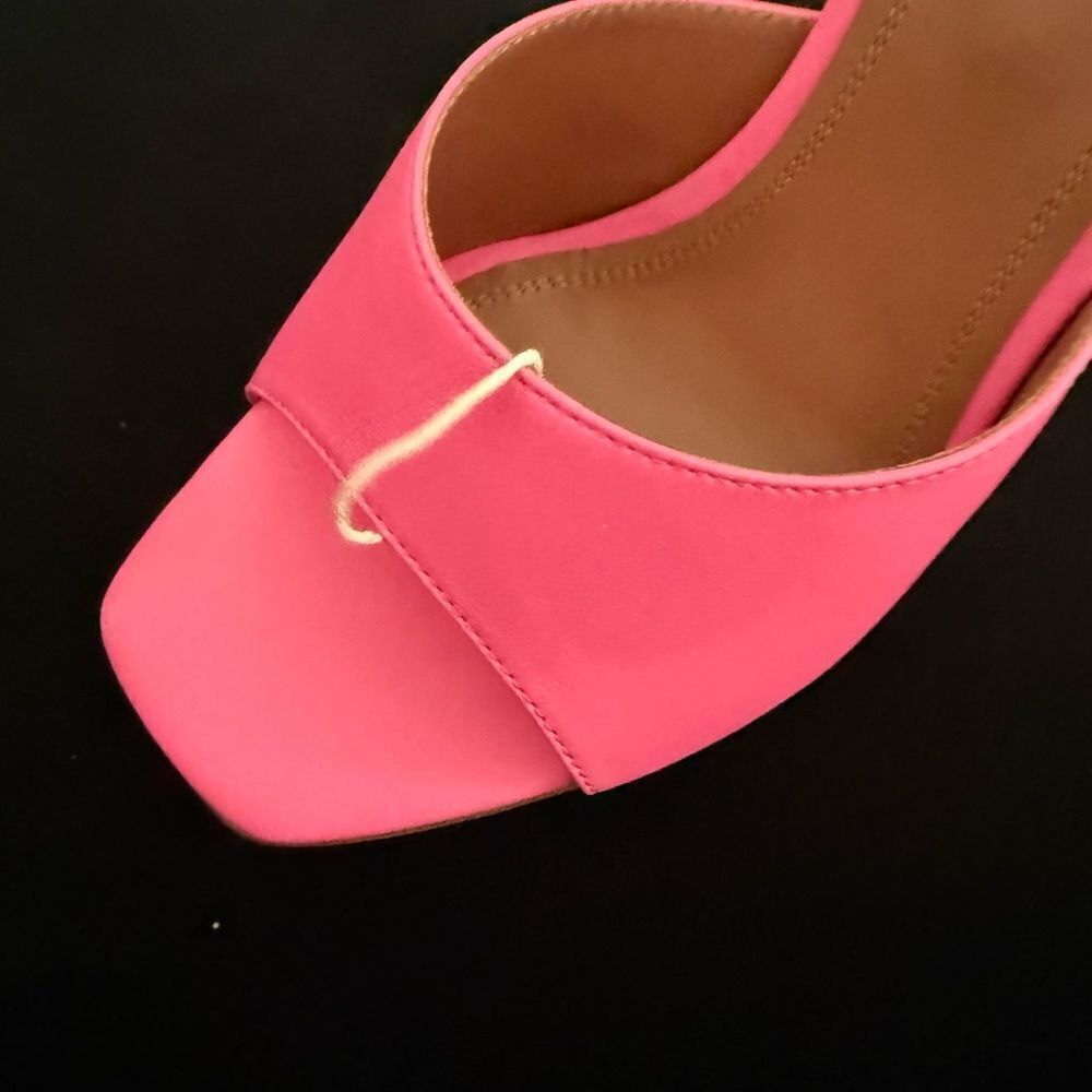 AMINA MUADDI
Lupita leather wedge mules size 10 - Picture 6 of 7